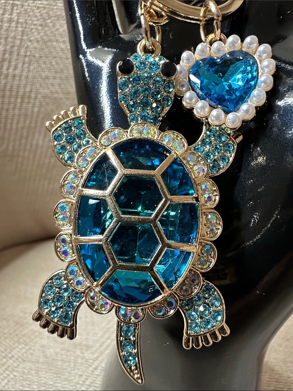 Sparkling Blue Turtle Keychain with Heart Charm - Picture 2 of 5